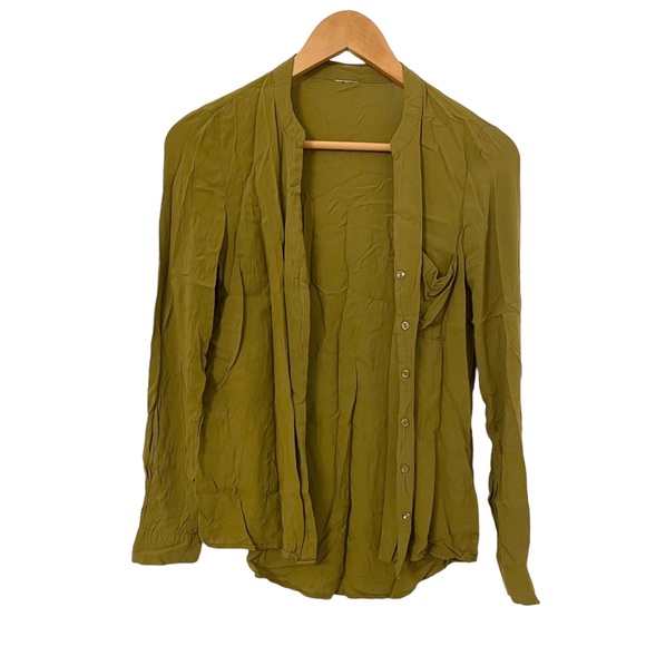 Flowy hi lo olive green blouse, soft and light weight - Picture 2 of 5